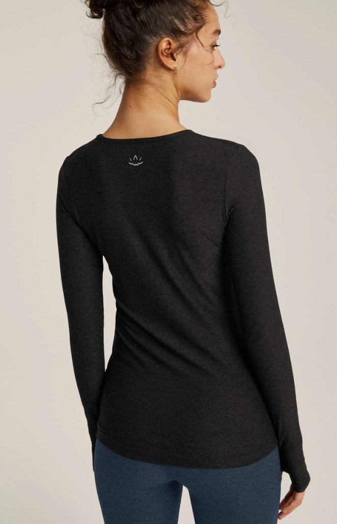 Featherweight Classic Crew Pullover