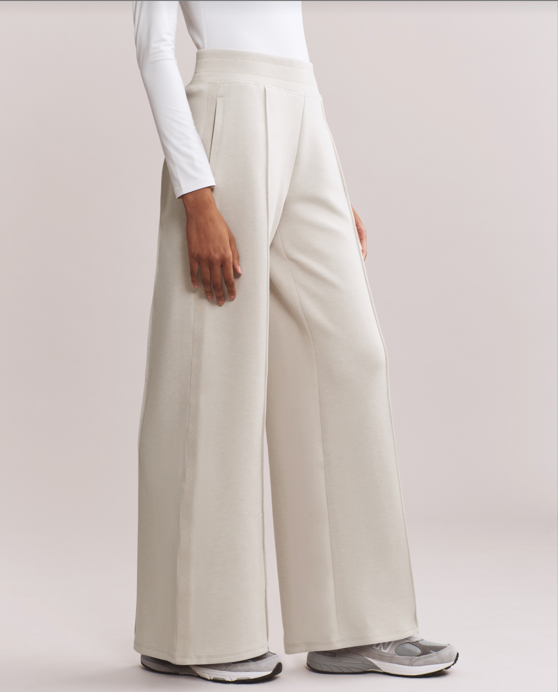 DreamGlow Trouser
