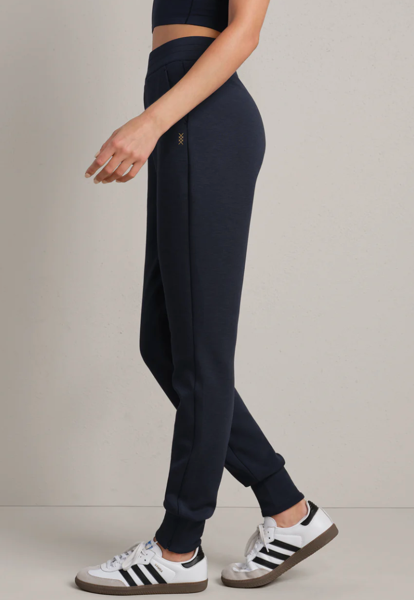 Dreamglow Taper Leg Pant
