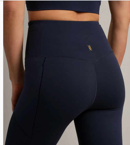 Revive 7/8 Pocket Legging