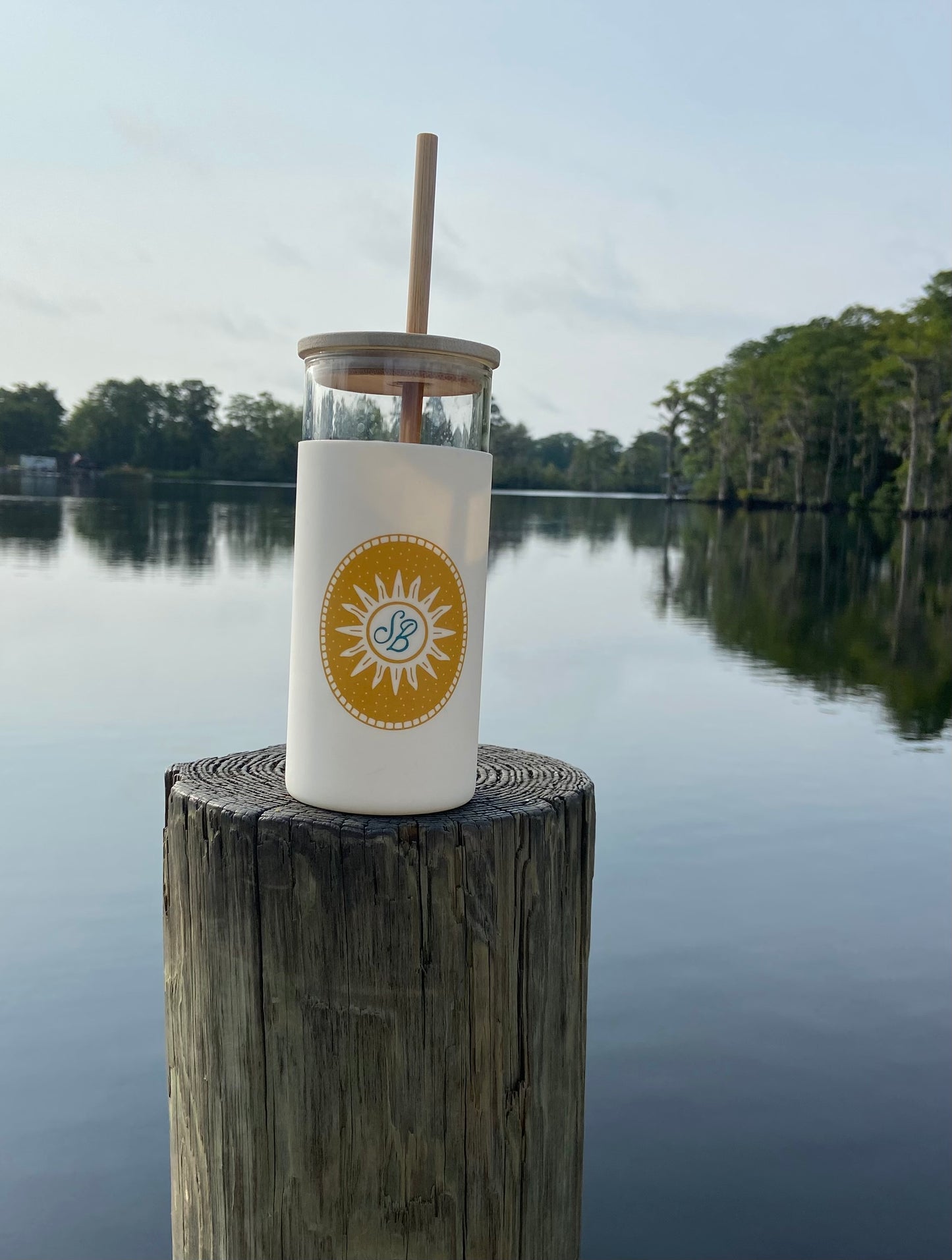 20oz. Shatterproof Glass Tumbler with Silicone Sleeve
