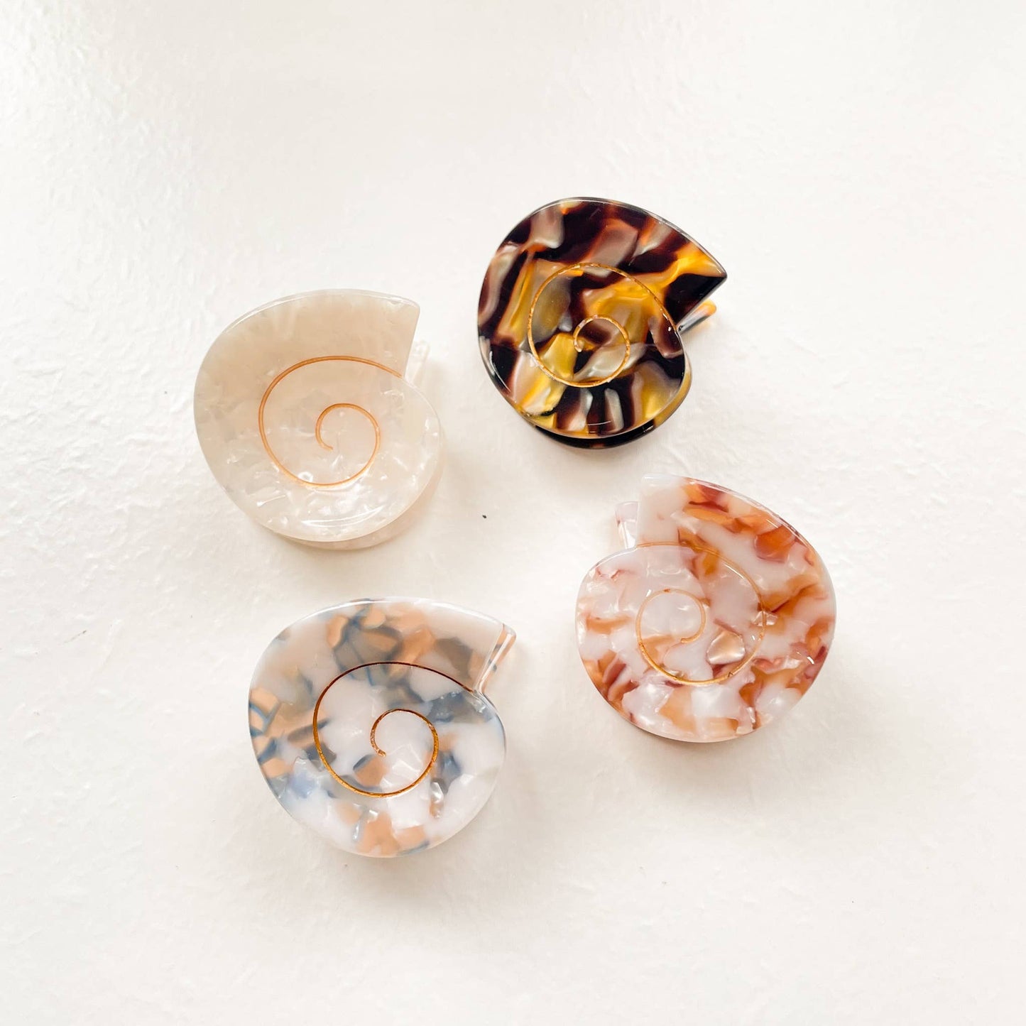 Cora | Round Swirly Seashell Eco-Friendly Claw Clip