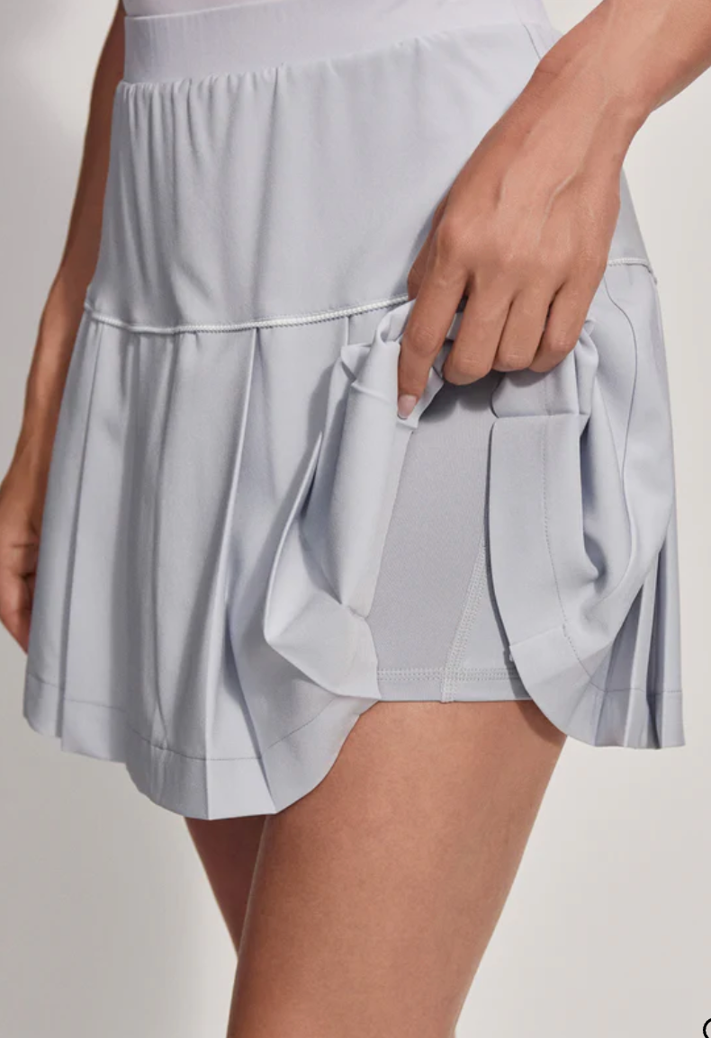 Avan High Rise Skort 15.5