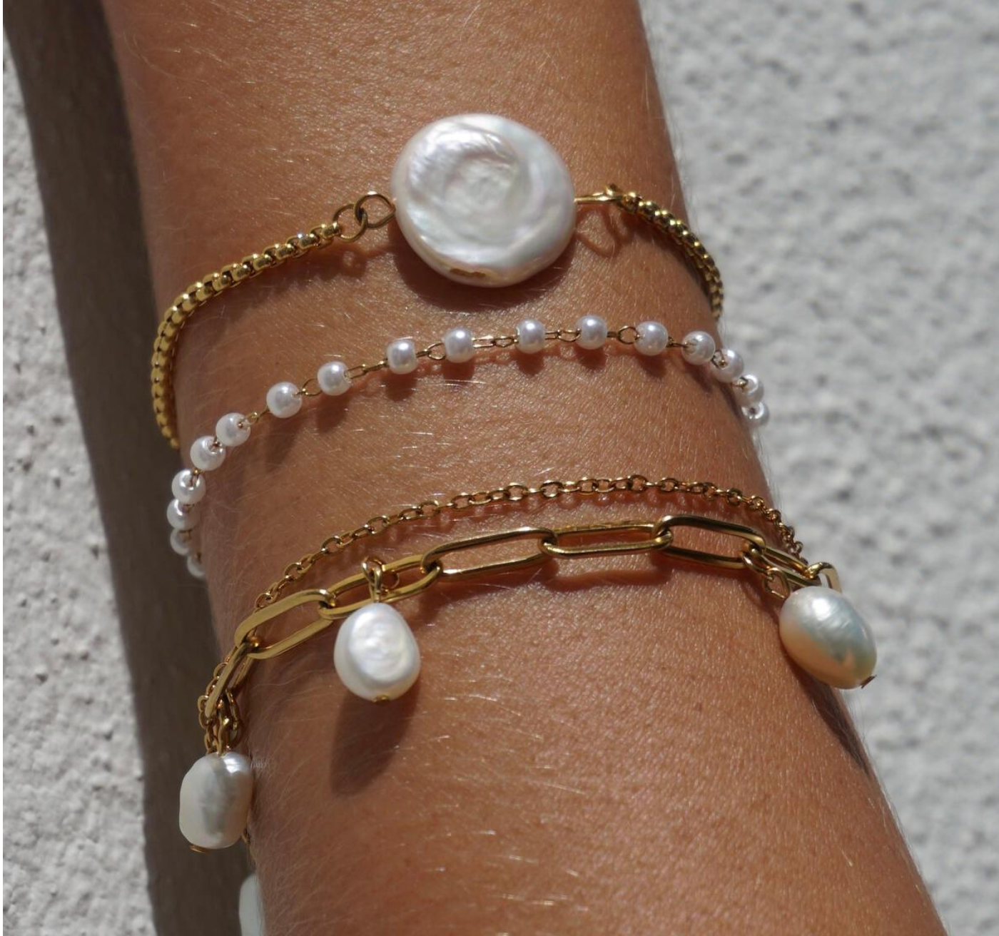 Sheena Dainty Pearl Bracelet