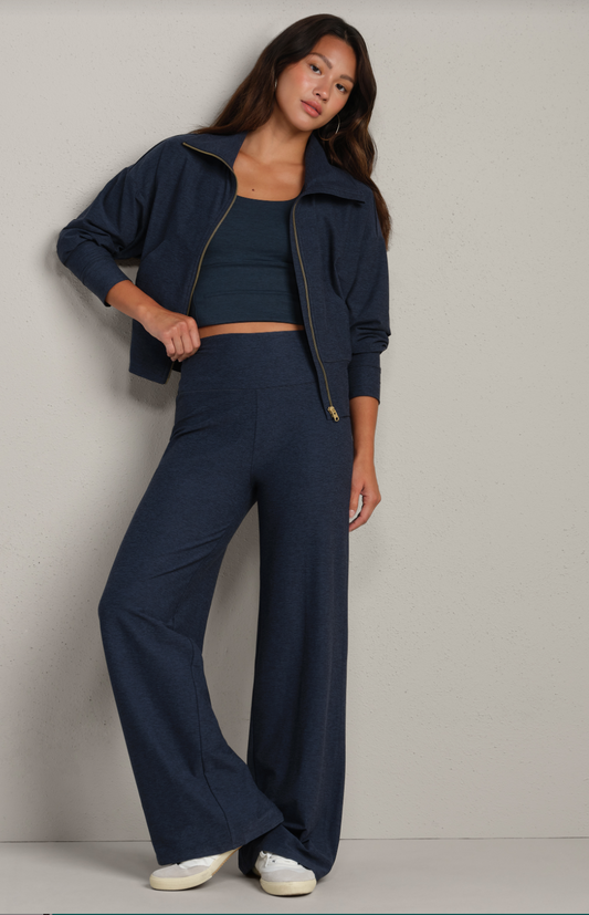 Atmosphere Wide Leg Pant